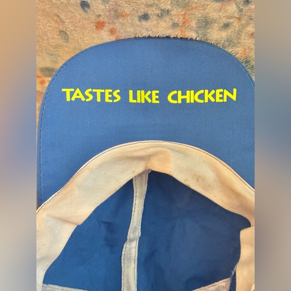 Disney The Lion King Tastes Like Chicken Simba Timon Pumbaa Bug Toss Hat Vintage - Picture 11 of 11